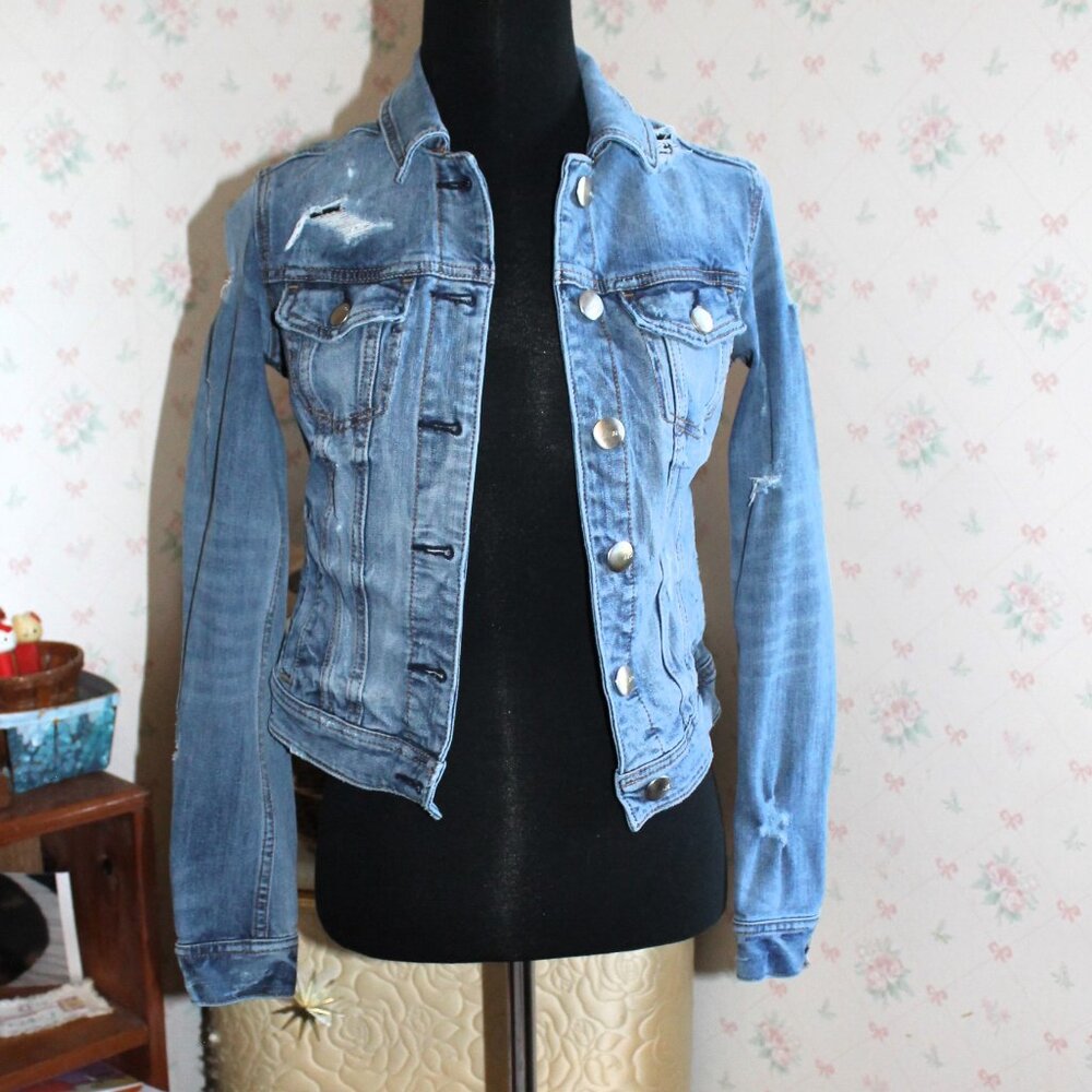American Eagle Outfitters Distressed Jean Jacket, Juniors XS